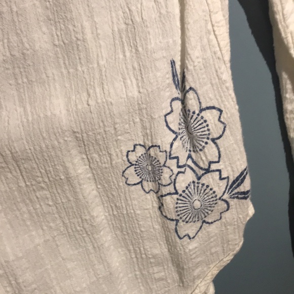 Guess Mens Long Sleeve White Button Down - Picture 15 of 16